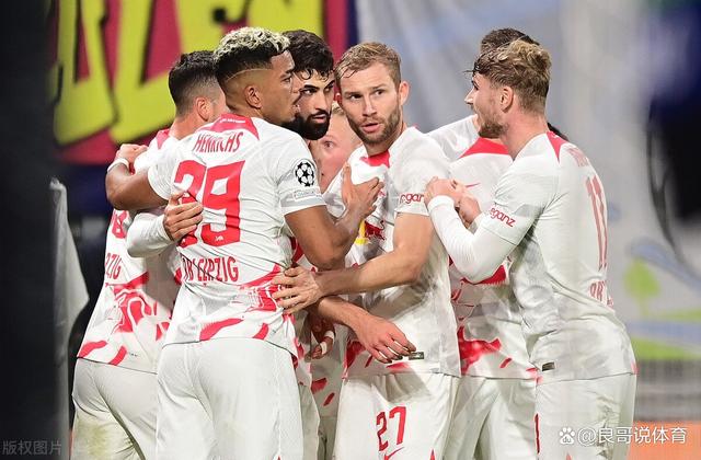 波尔图迎英超关键赛，今晚防线松动，引发热议，赛程密集仍需轮换 