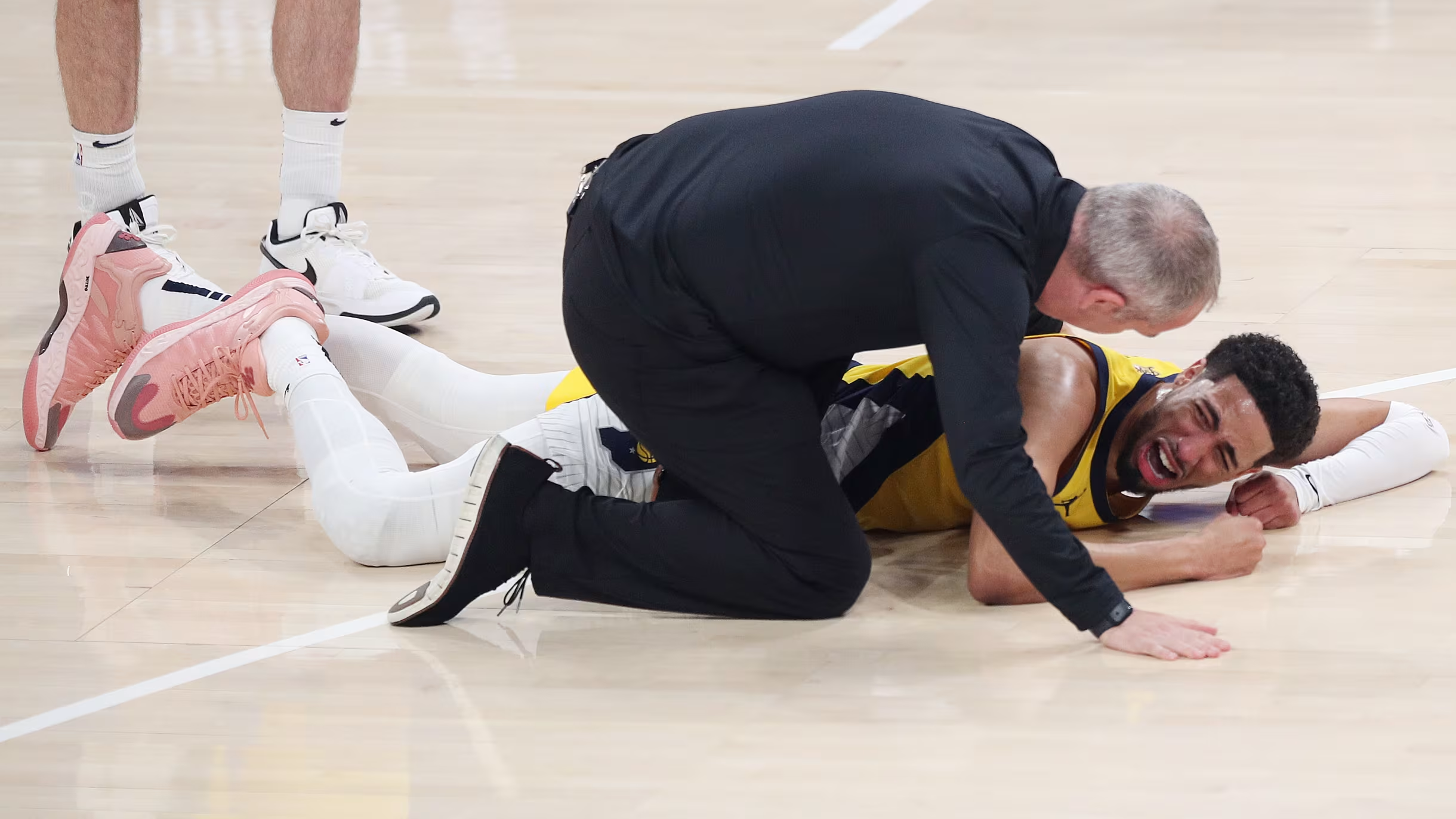 NBA常规赛赛程吃紧，印第安纳步行者关键时刻内部沟通，气氛紧张，纪律约束更严格的简单介绍