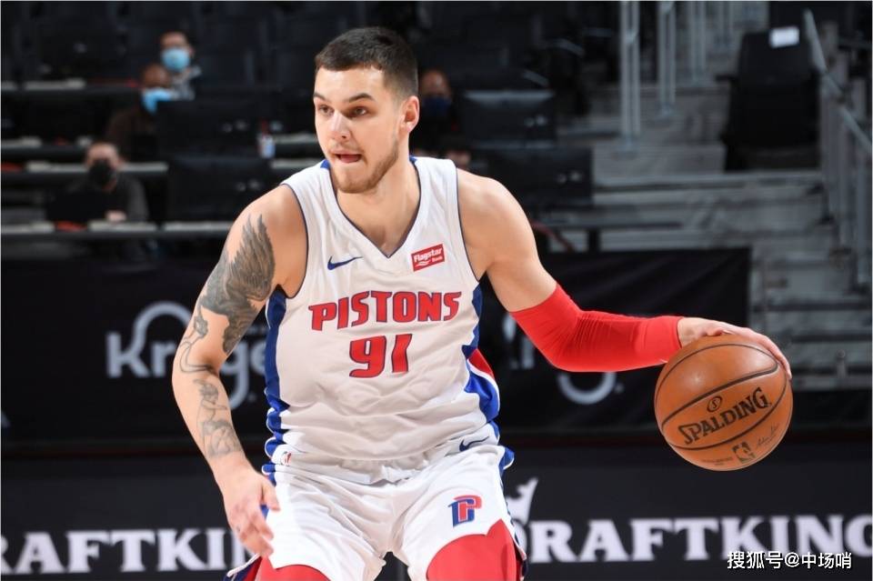 勒沃库森围绕欧超杯门线救险今夜底特律活塞伤情更新之后，国际比赛日芝加哥公牛遗憾出局的简单介绍